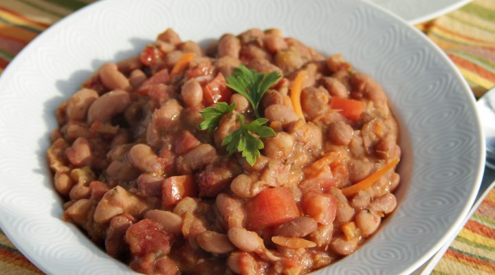 a plate of Paisa Pinto Beans