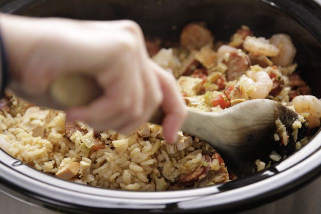 Making Camellia Jambalaya Dinner Mix in a slow cooker