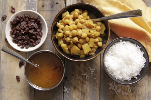 Caribbean-Style Chickpea Curry