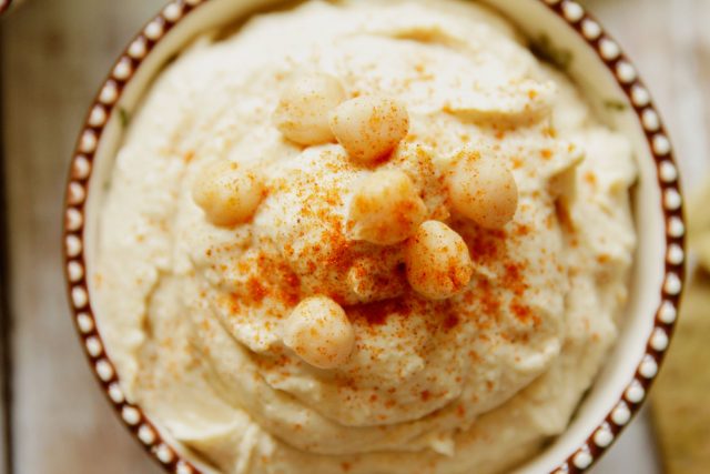 Traditional Hummus recipe from Camellia