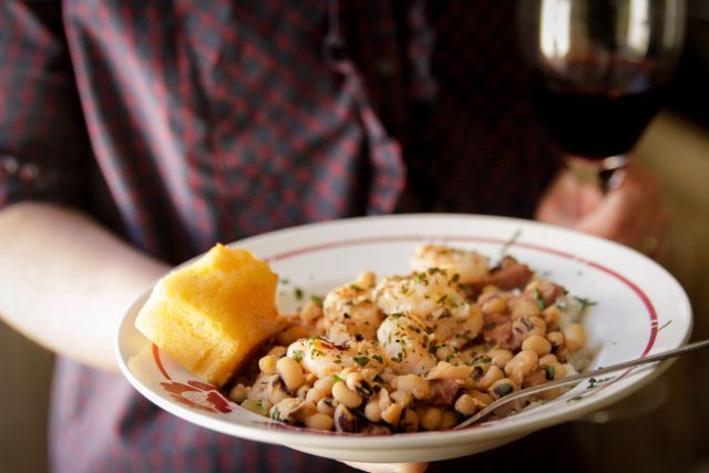 Garlicky Shrimp & Blackeye Peas