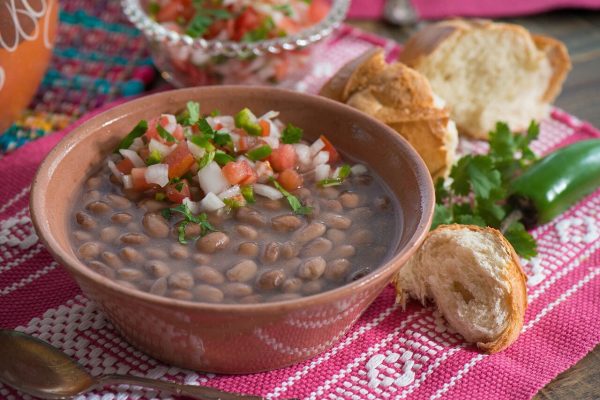 Frijoles de la Olla (Mexican Bean Stew) :: Recipes :: Camellia Brand