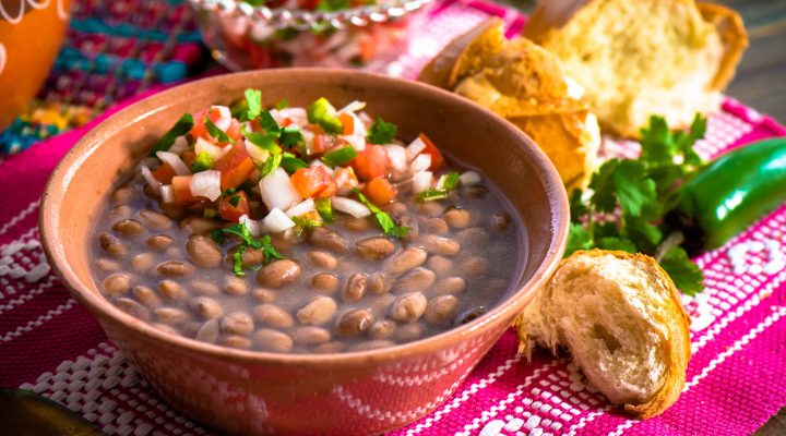 a bowl of frijoles de la olla