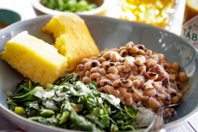 Simple Slow Cooker Blackeye Peas