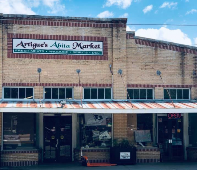 Artigue's Abita Market