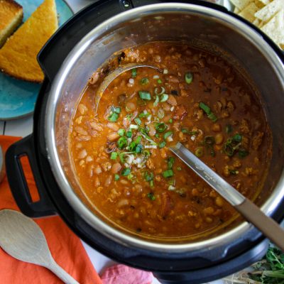 Instant Pot Pinto Chili with a side of cornbread