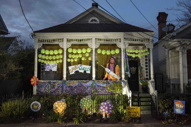 Mardi Gras: Celebrating The Reign of House Floats