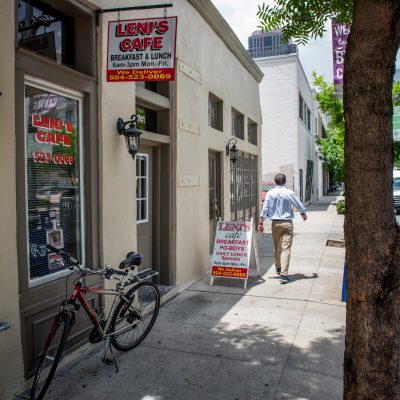 Entrance and sign to Leni's Restaurant
