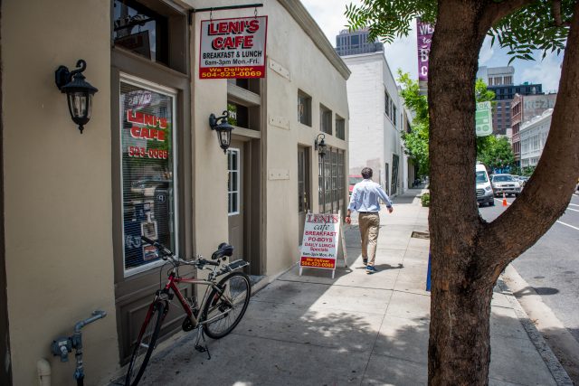 Entrance and sign to Leni's Restaurant